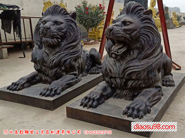 現(xiàn)代銅獅子